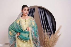 Why Artisanal Embroidery Is Making A Modern High Fashion