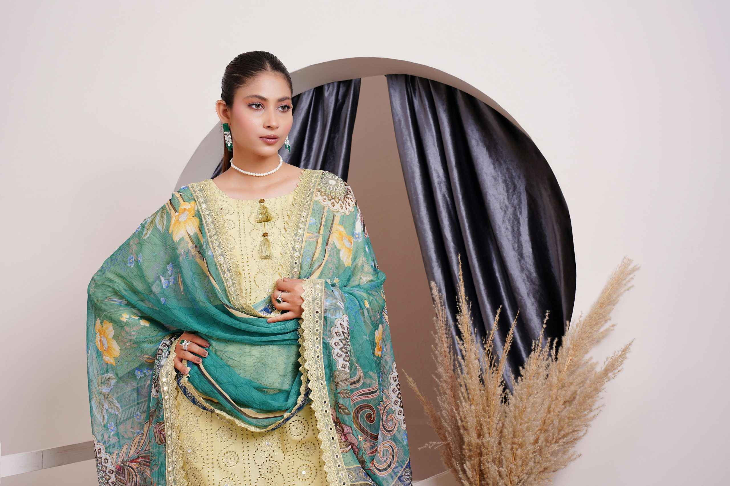 Why Artisanal Embroidery Is Making A Modern High Fashion