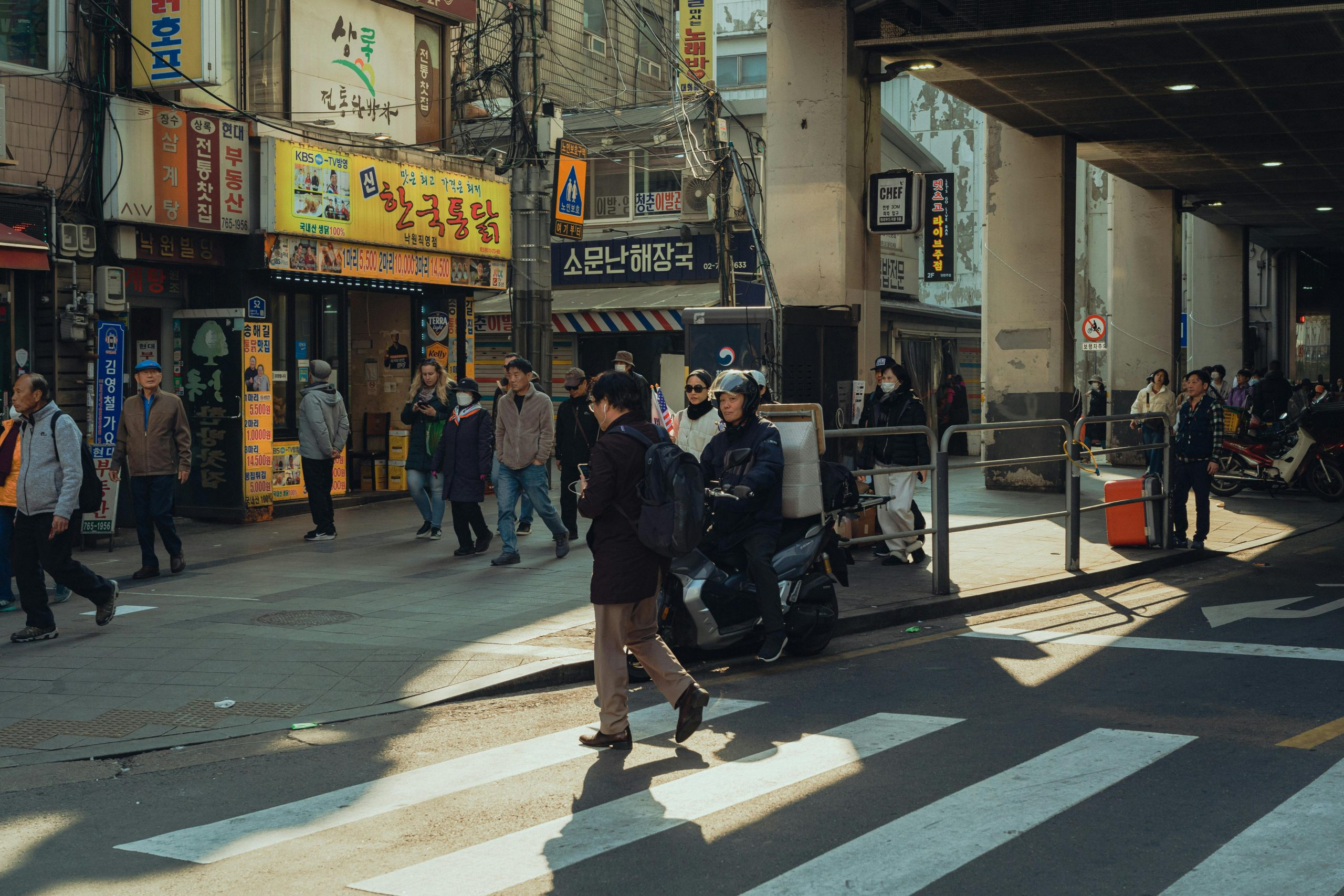 The Role Of Architecture In Enhancing Neighborhood Social Connectivity