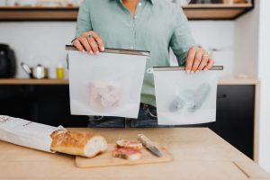 How To Transition To A Plastic Free Lifestyle Easily